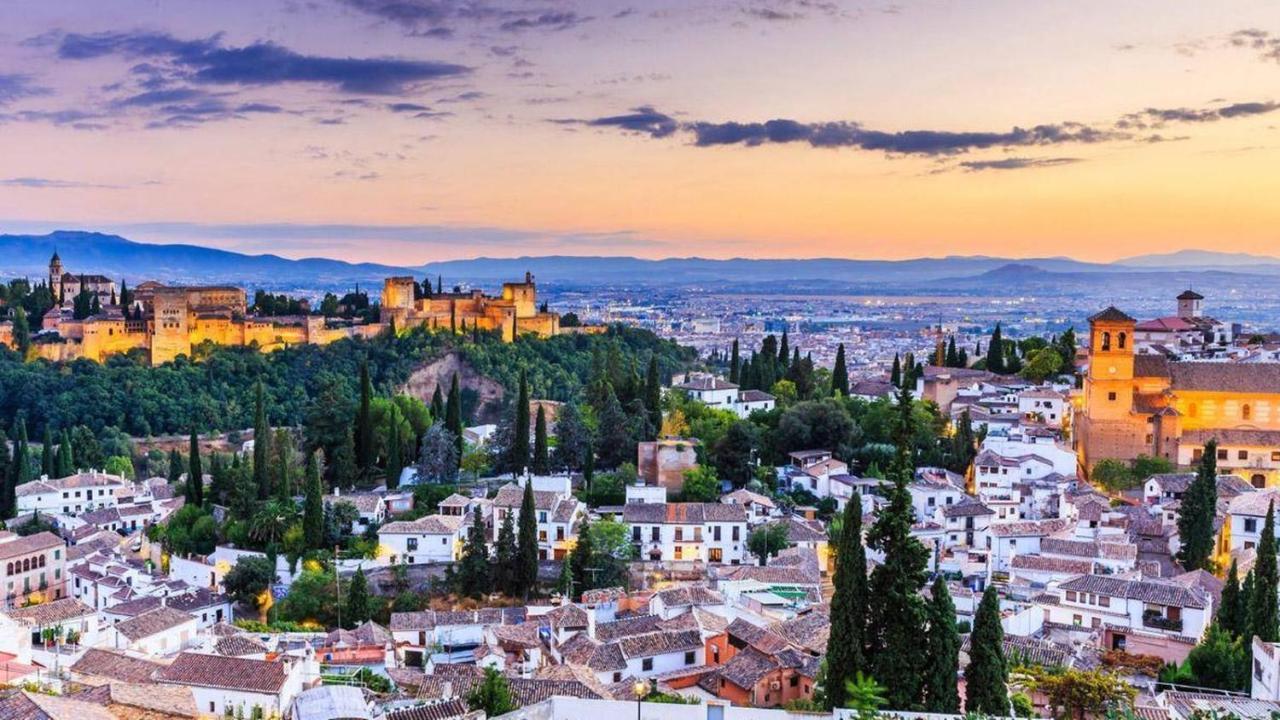 Expoholidays - Granada Centro Elvira Parking Gratis Экстерьер фото